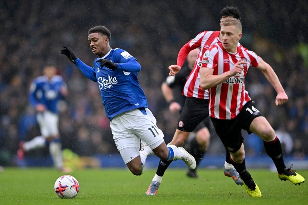 nhan-dinh-soi-keo-sunderland-vs-everton-luc-03h00-ngay-4-11-2025-1